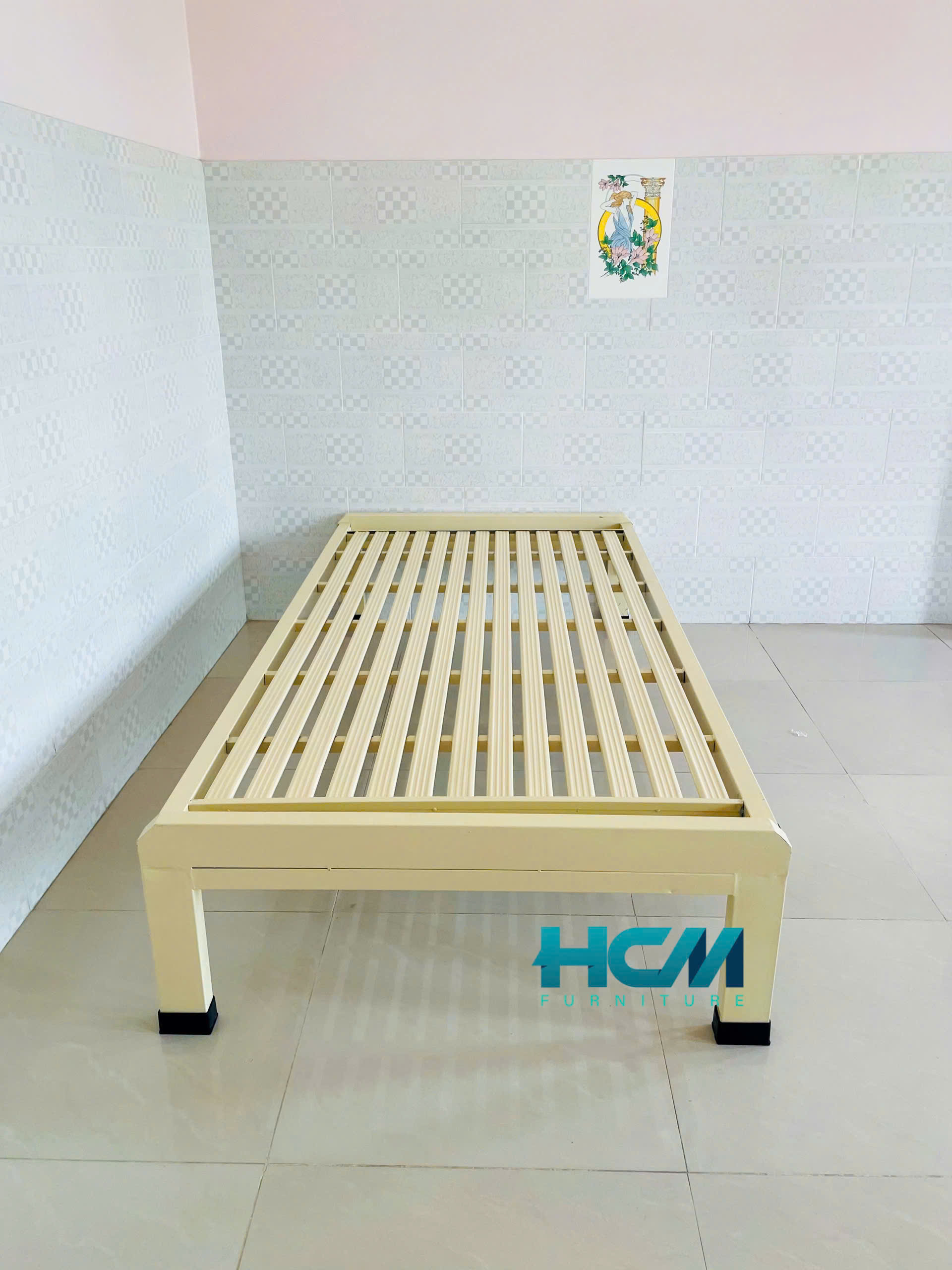 Giường Sắt Pallet Hộp Cao Cấp – Kích Thước 1m x 2m – Bền Đẹp, Giá Tốt Giường Sắt Pallet Hộp Cao Cấp – Kích Thước 1m x 2m – Bền Đẹp, Giá Tốt